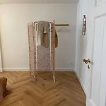 Nyrenoveret Charmerende Lejlighed I C! Apartamento *