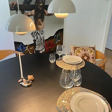 דירה Nyrenoveret Charmerende Lejlighed I C! *