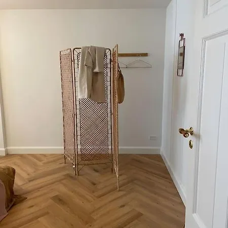 Nyrenoveret Charmerende Lejlighed I C! Apartmán *